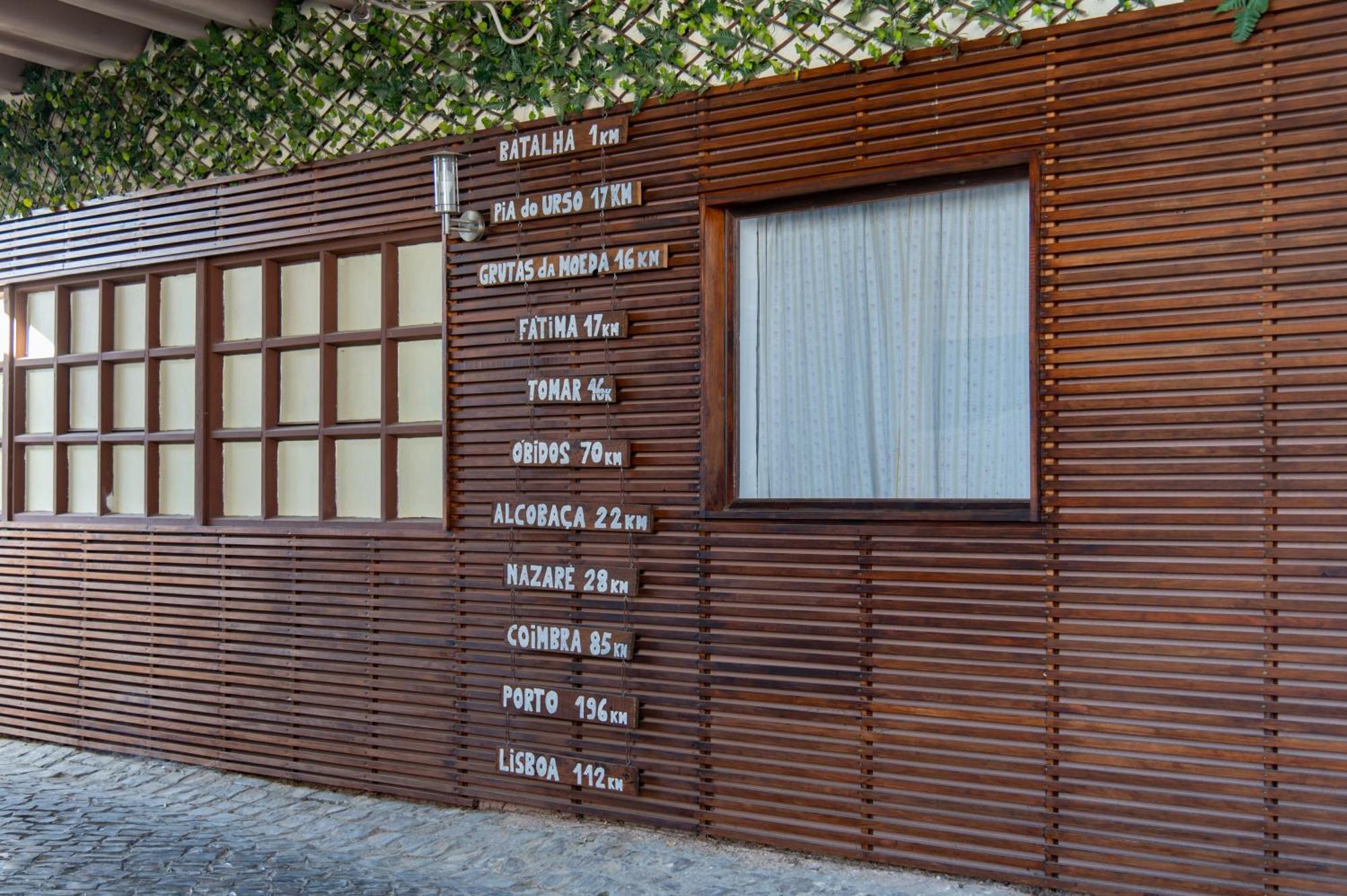 Casa Da Lena Hotel Batalha Exterior photo
